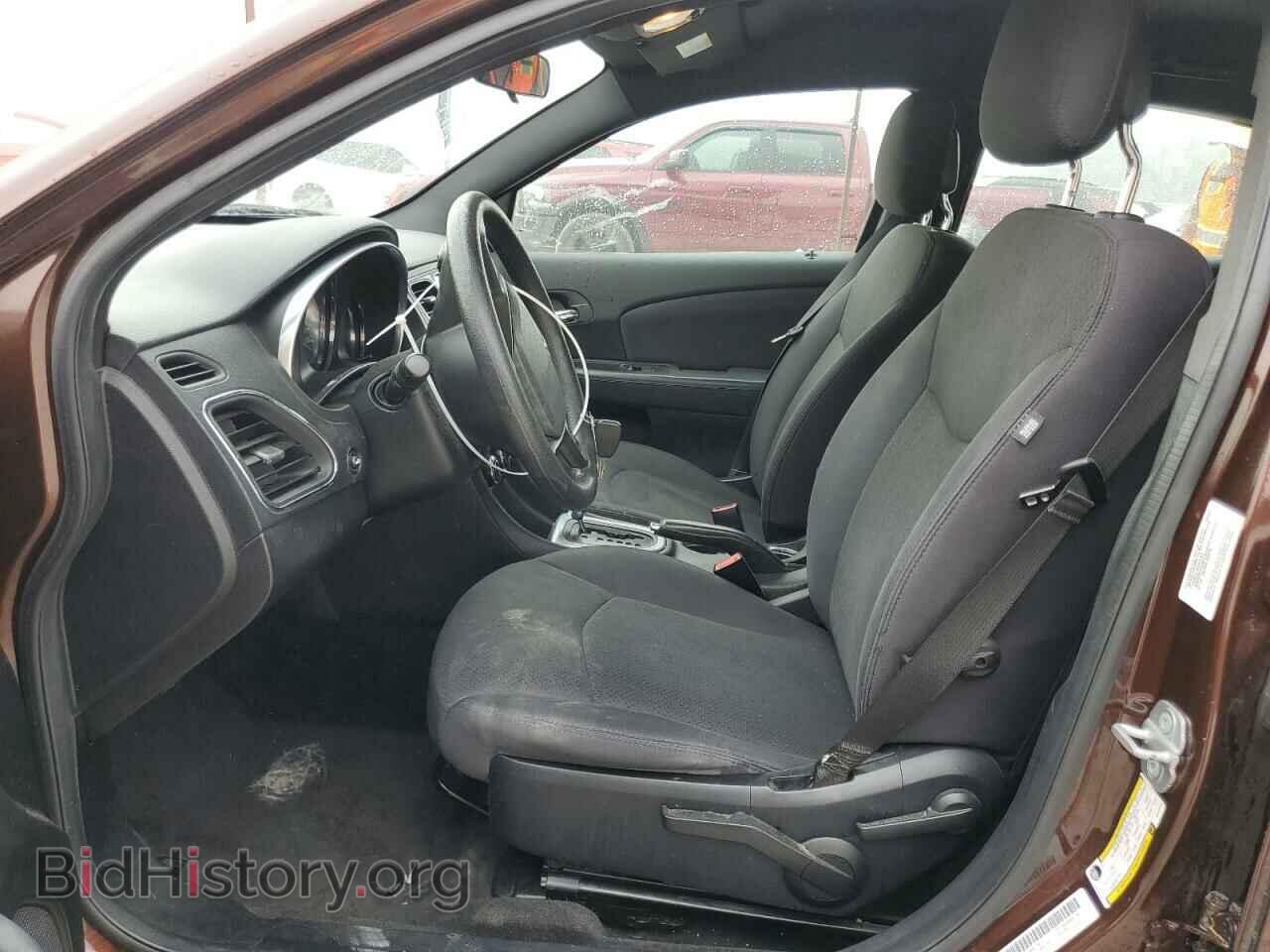 2012 CHRYSLER 200 - VIN: 1C3CCBAB5CN261779 - Фото 7