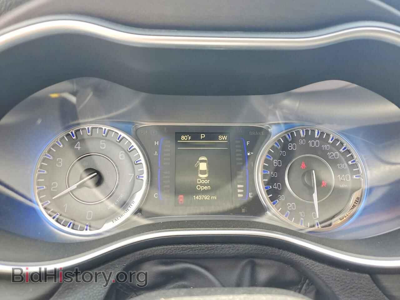 2016 CHRYSLER 200 - VIN: 1C3CCCAB2GN171615 - Фото 9