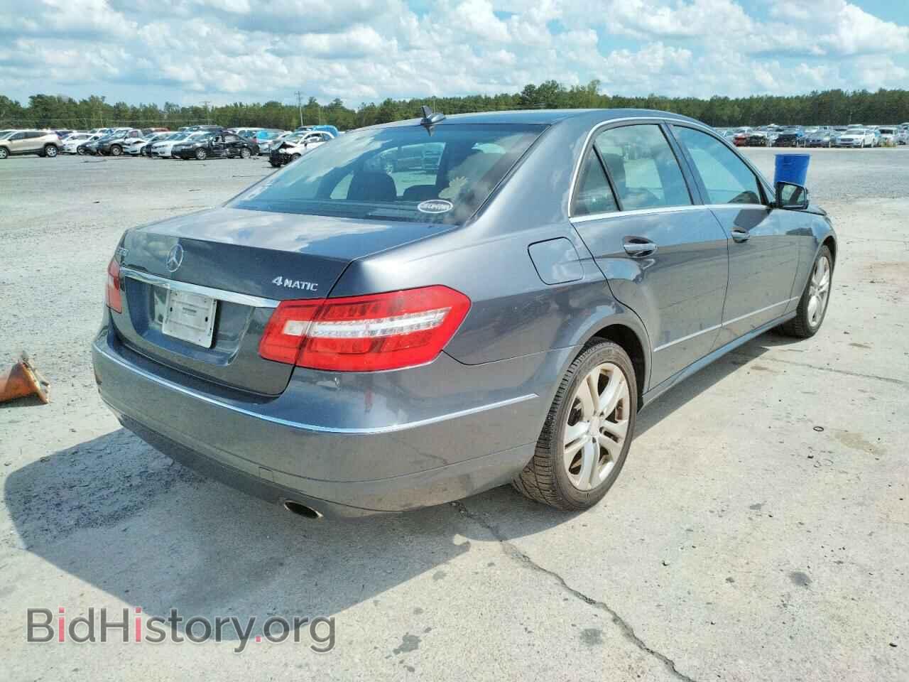 2011 MERCEDES-BENZ E-CLASS - VIN: WDDHF8HB3BA379729 - Фото 4