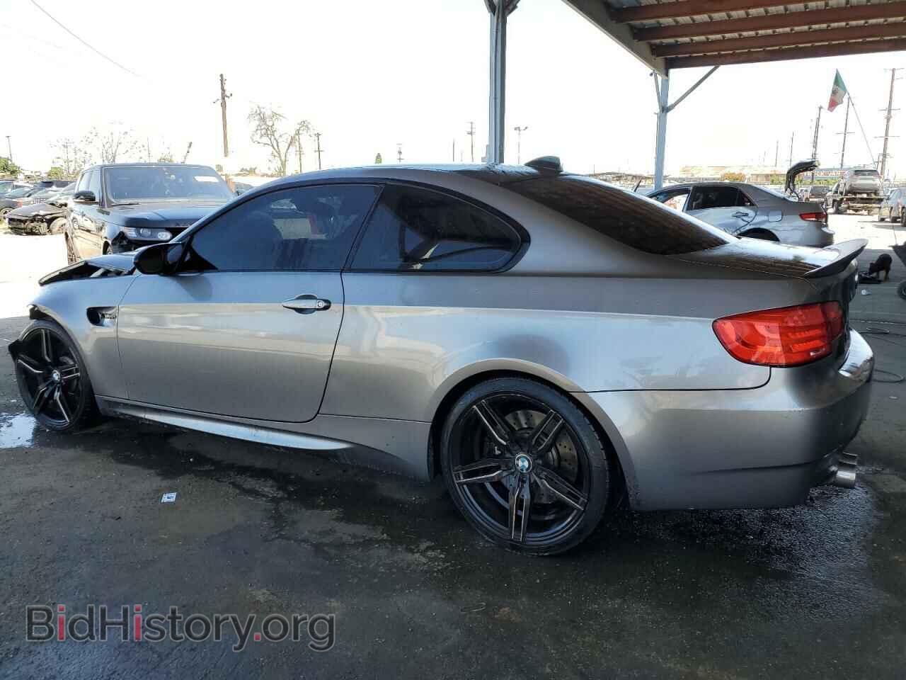 2013 BMW M3 - VIN: WBSKG9C56DJ593159 - Фото 2