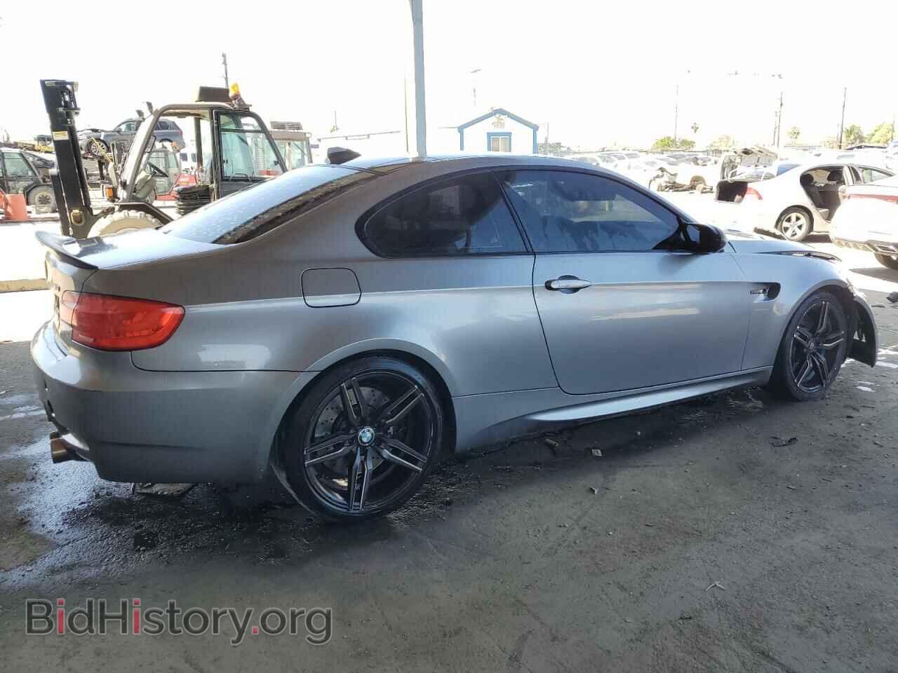 2013 BMW M3 - VIN: WBSKG9C56DJ593159 - Фото 3