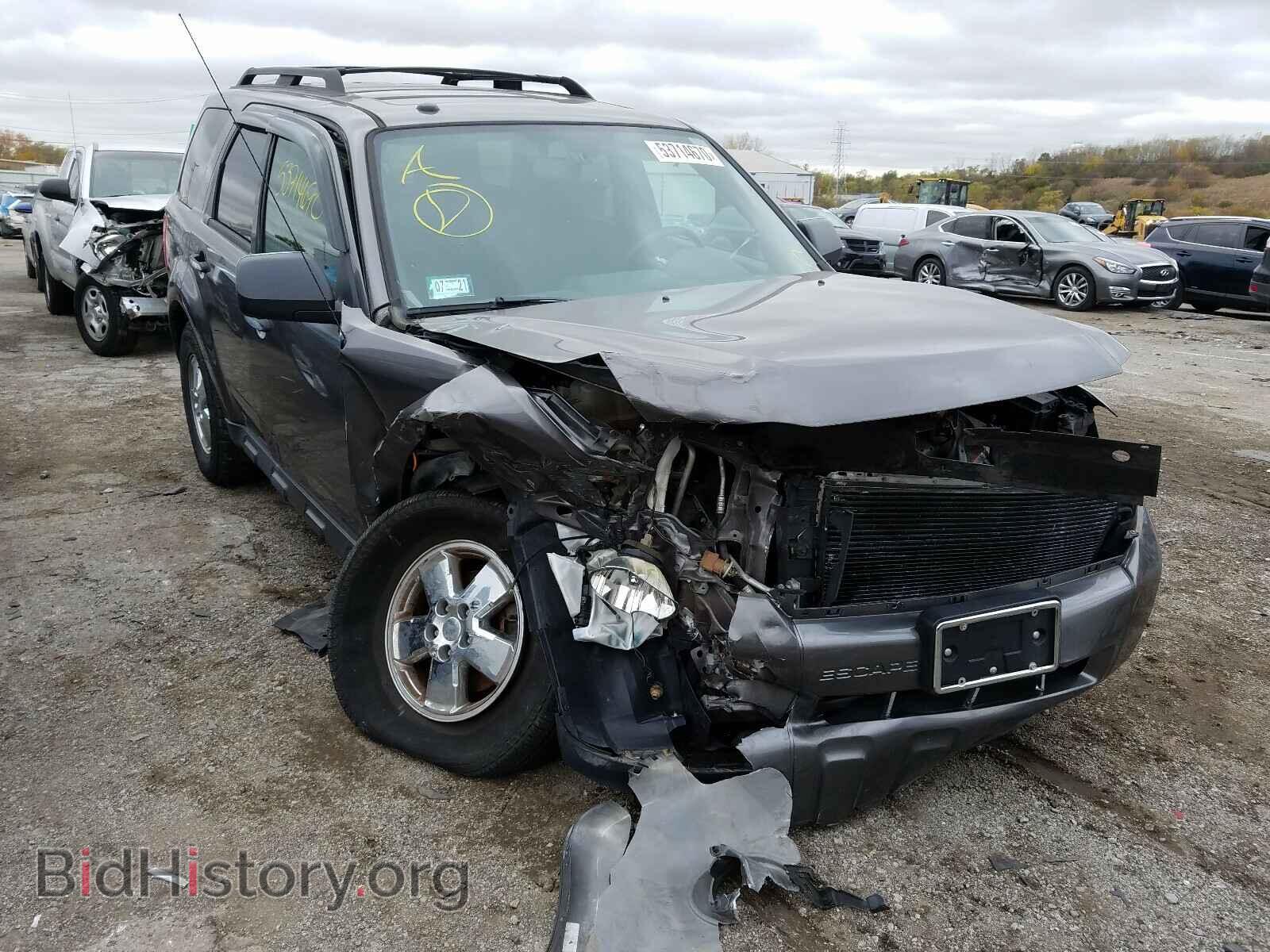Photo 1FMCU0DG9BKC70615 - FORD ESCAPE 2011