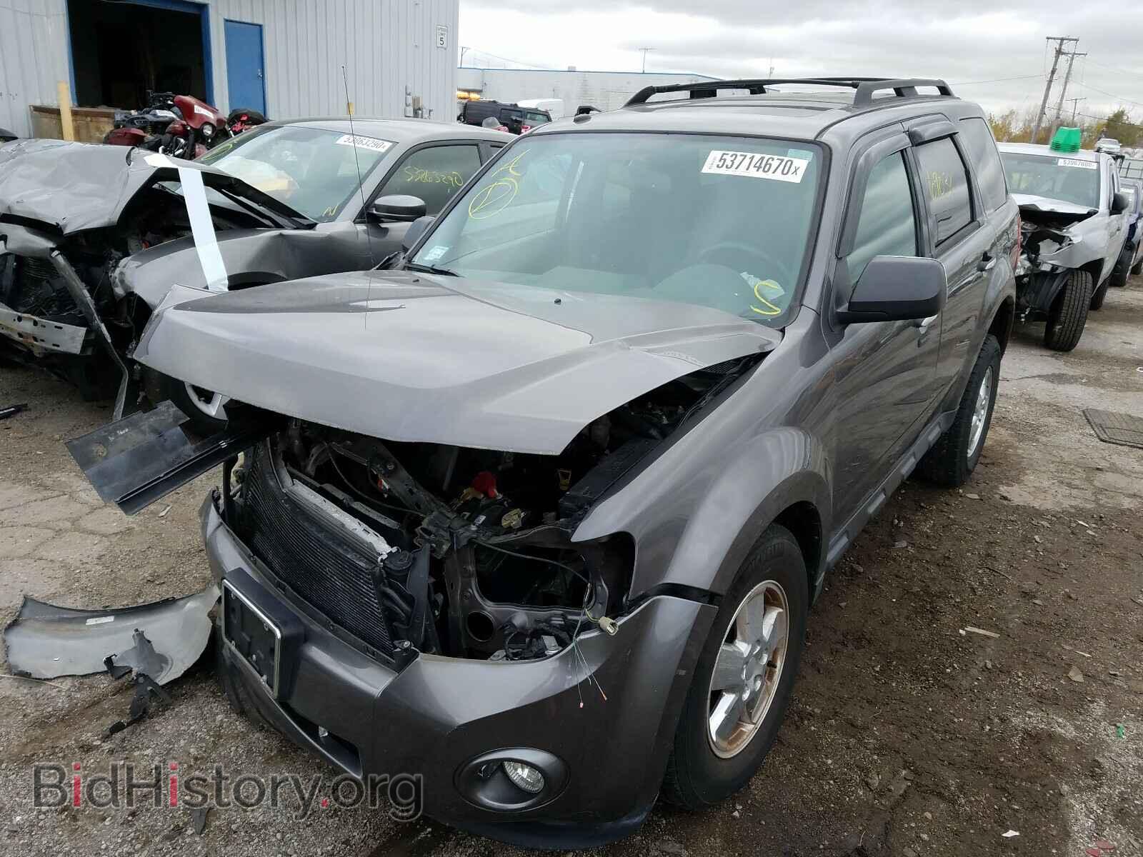 2011 FORD ESCAPE - VIN: 1FMCU0DG9BKC70615 - Фото 2
