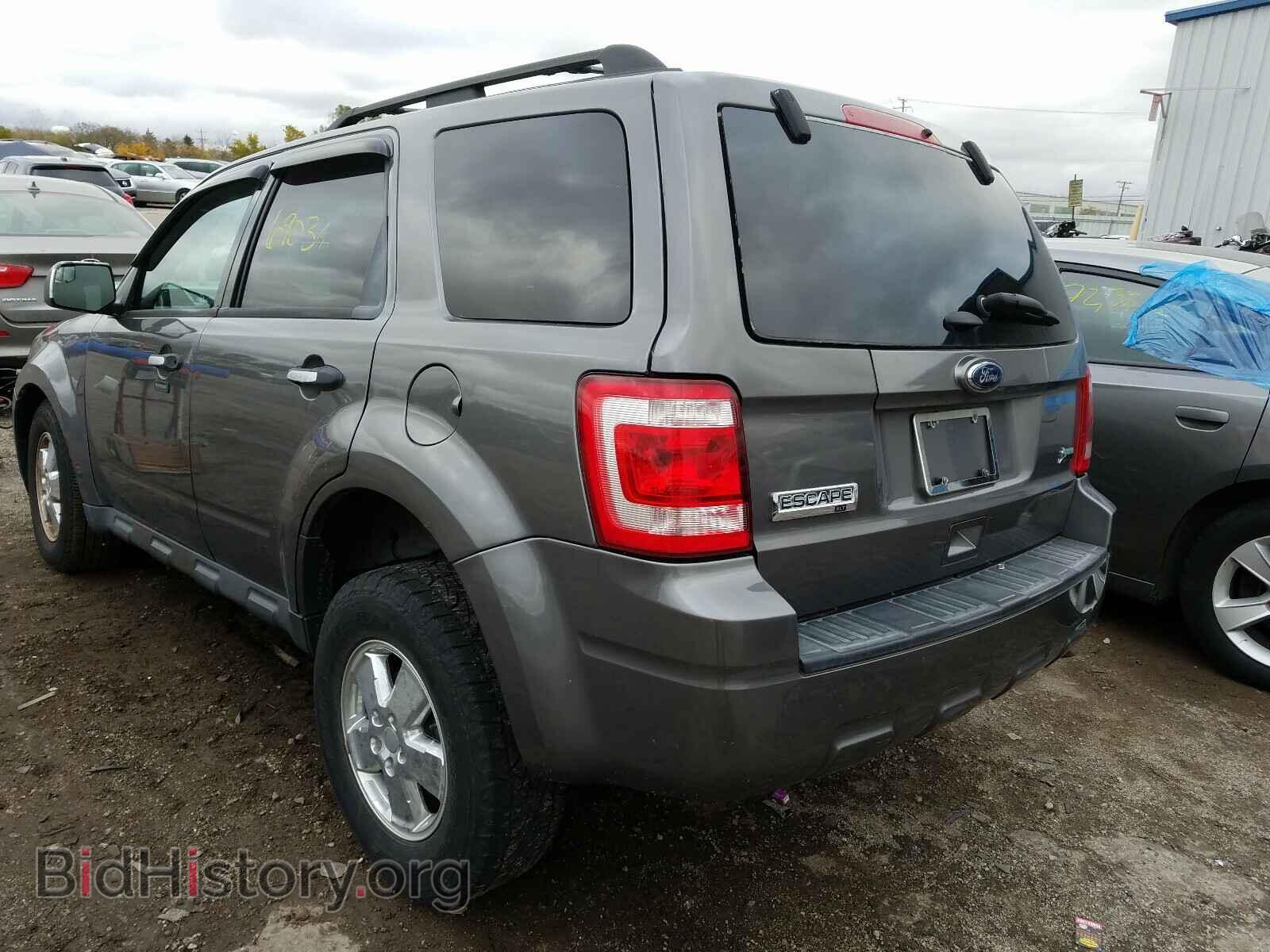 2011 FORD ESCAPE - VIN: 1FMCU0DG9BKC70615 - Фото 3