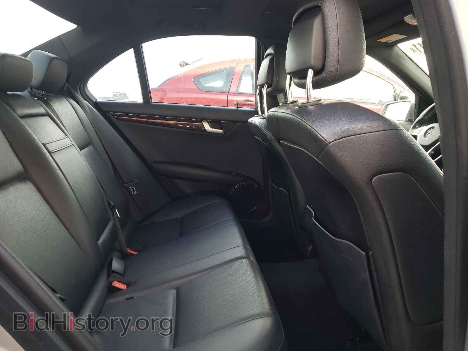 2012 MERCEDES-BENZ C-CLASS - VIN: WDDGF8BBXCA697739 - Фото 6