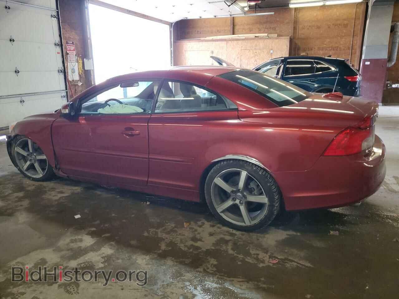 2012 VOLVO C70 - VIN: YV1672MC9CJ130230 - Фото 2