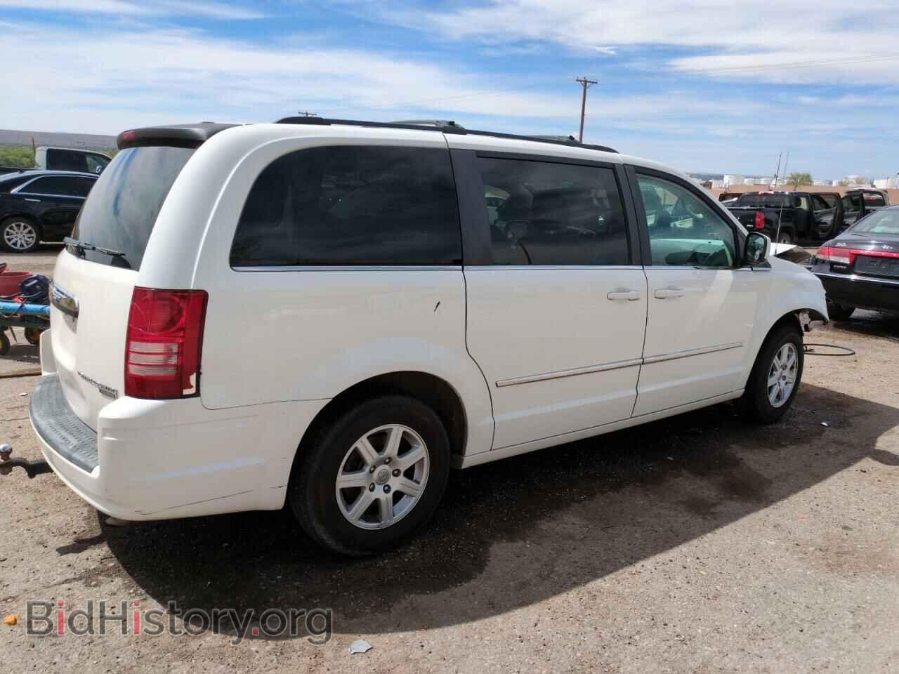2010 CHRYSLER MINIVAN - VIN: 2A4RR5D15AR413739 - Фото 3