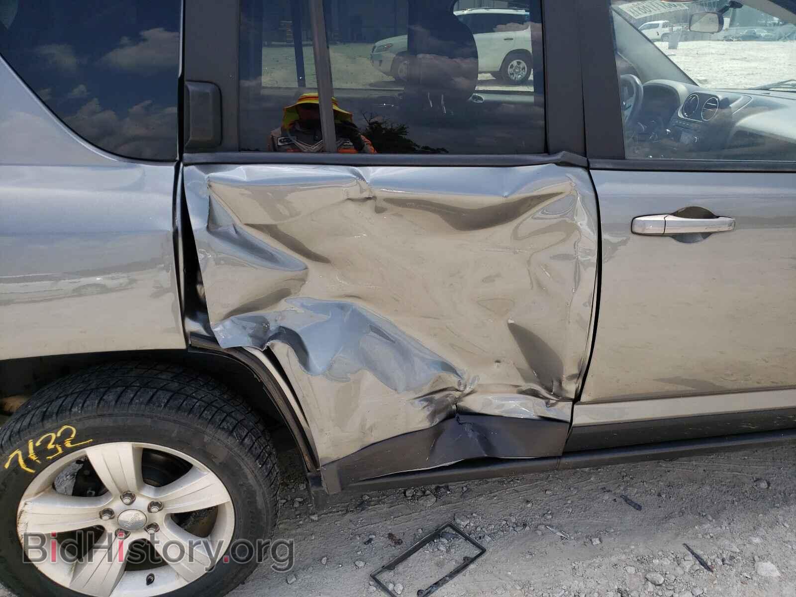 2012 JEEP COMPASS - VIN: 1C4NJDBB5CD676062 - Photo 9