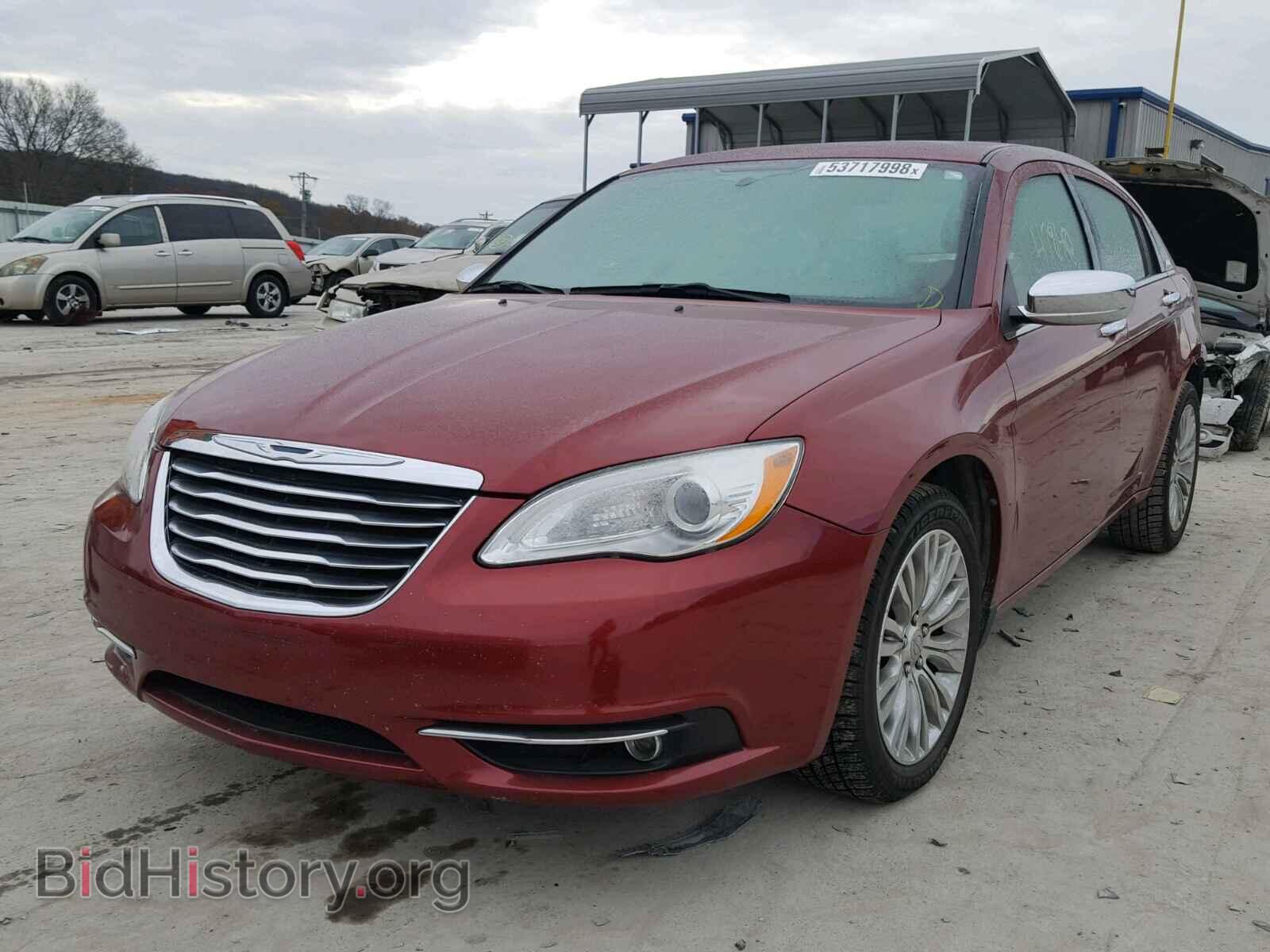2013 CHRYSLER 200 - VIN: 1C3CCBCG4DN595411 - Фото 2