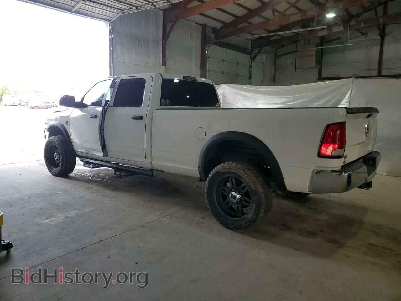 2015 RAM All Models - VIN: 3C6UR5HL6FG640275 - Фото 2
