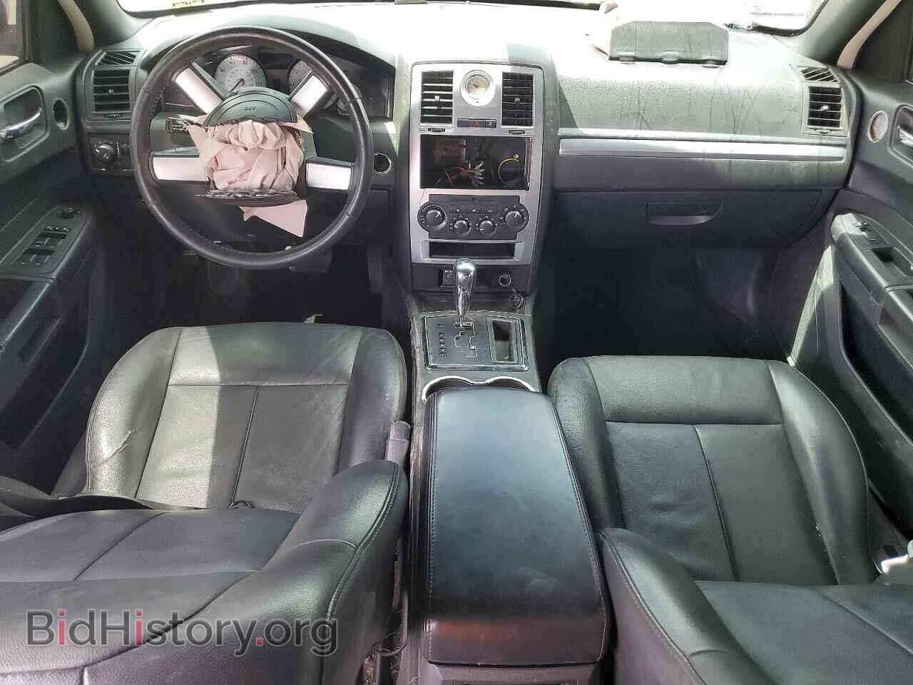 2010 CHRYSLER 300 - VIN: 2C3CA5CV4AH201190 - Фото 8