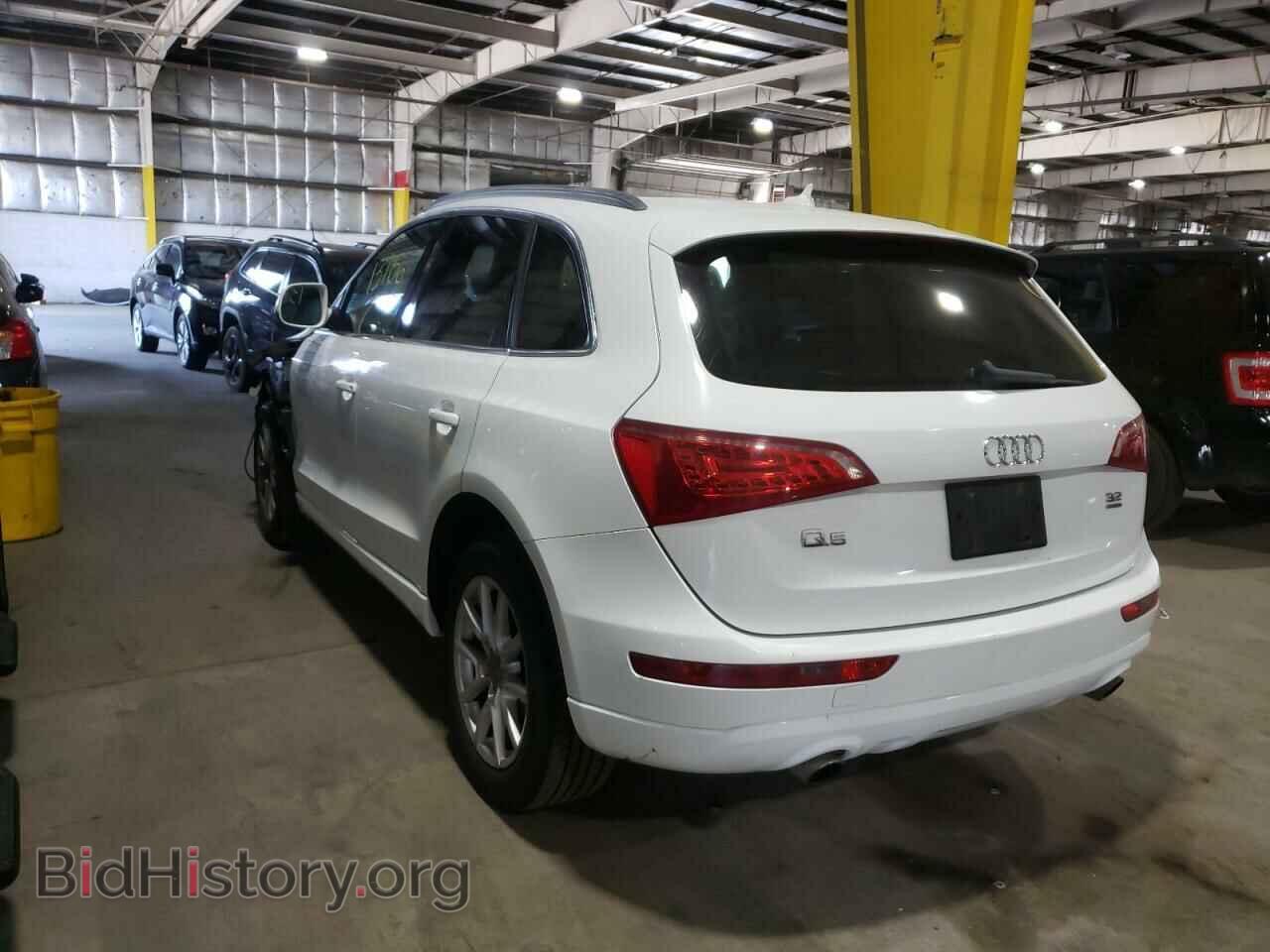 2010 AUDI Q5 - VIN: WA1CKAFP0AA035046 - Фото 3