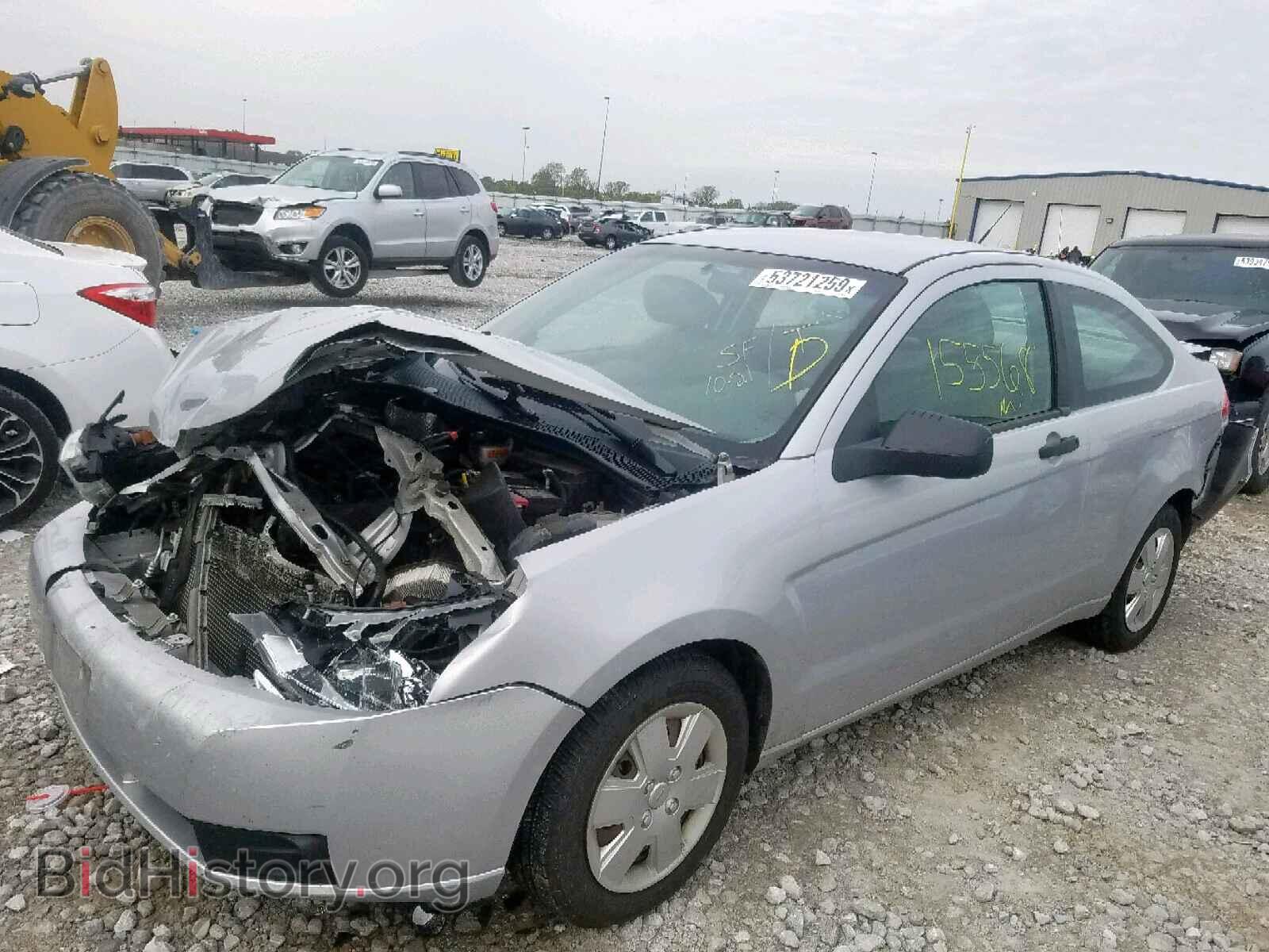 2008 FORD FOCUS - VIN: 1FAHP32N28W300338 - Фото 2