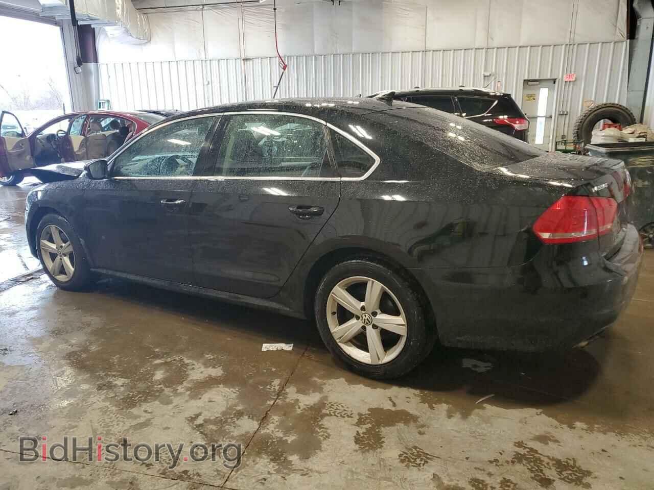 2013 VOLKSWAGEN PASSAT - VIN: 1VWBP7A38DC048224 - Фото 2
