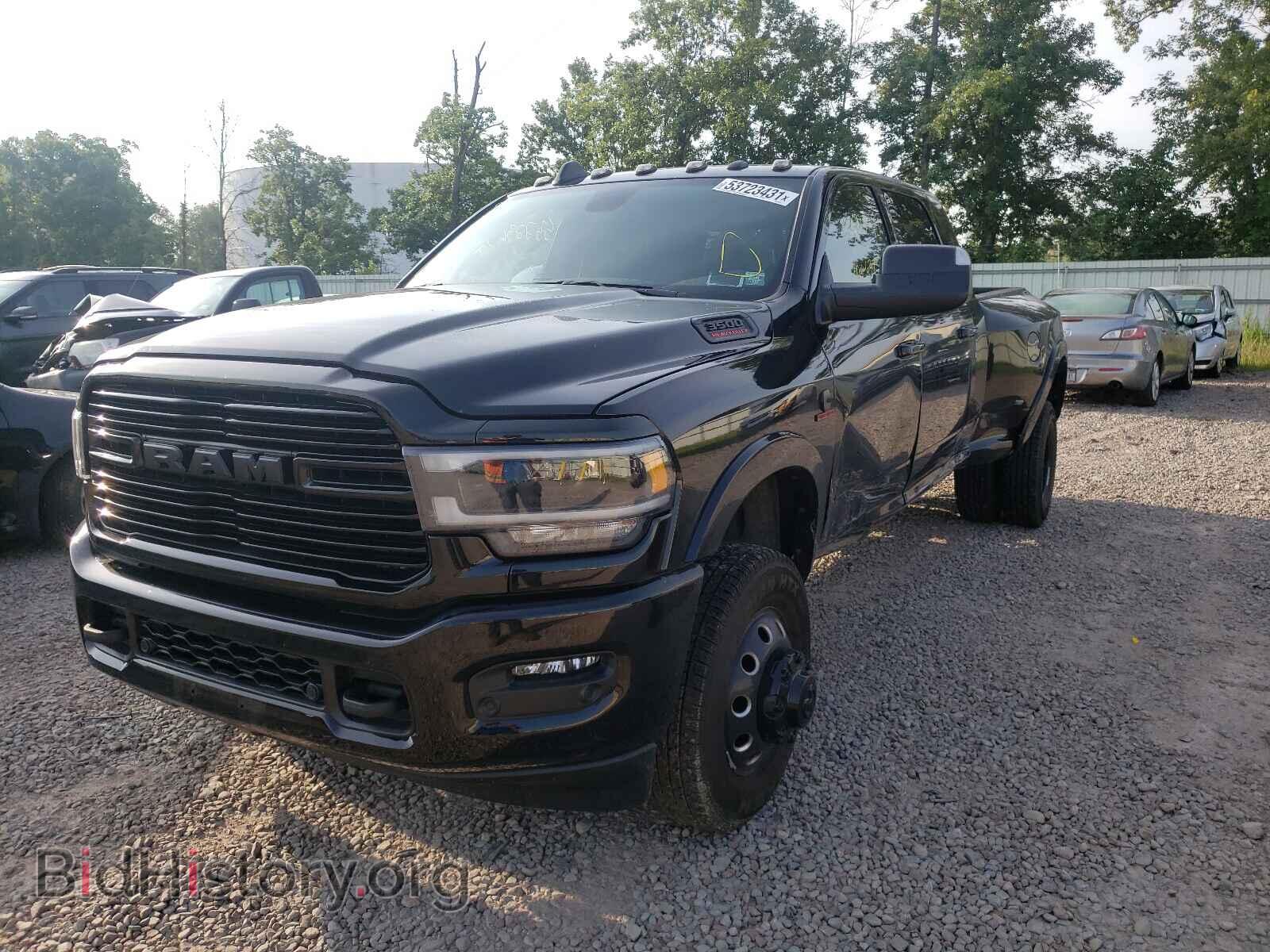 2021 RAM 3500 - VIN: 3C63RRML1MG624958 - Photo 2