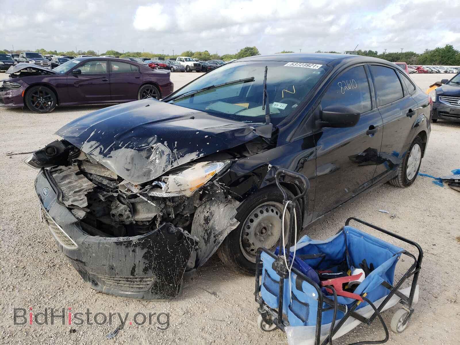 2017 FORD FOCUS - VIN: 1FADP3E26HL303258 - Фото 2