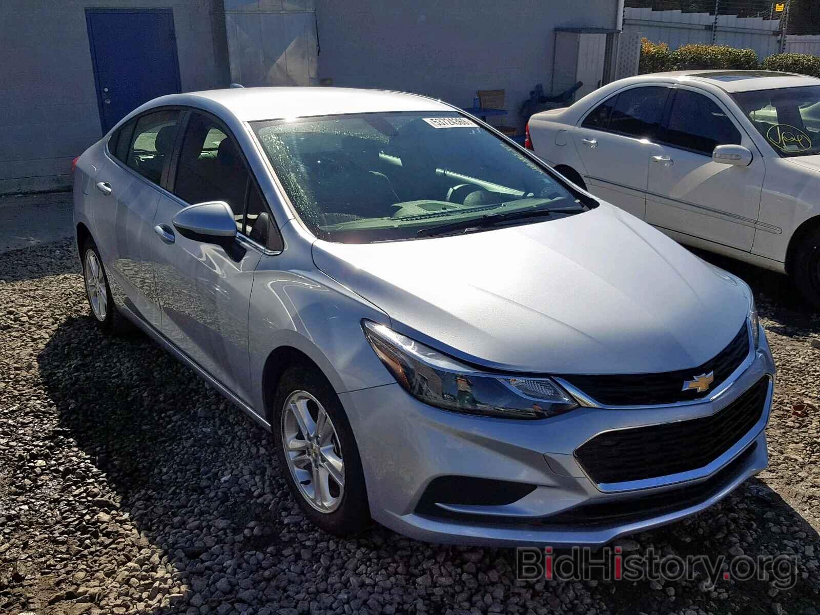 Photo 1G1BE5SMXJ7115598 - CHEVROLET CRUZE 2018