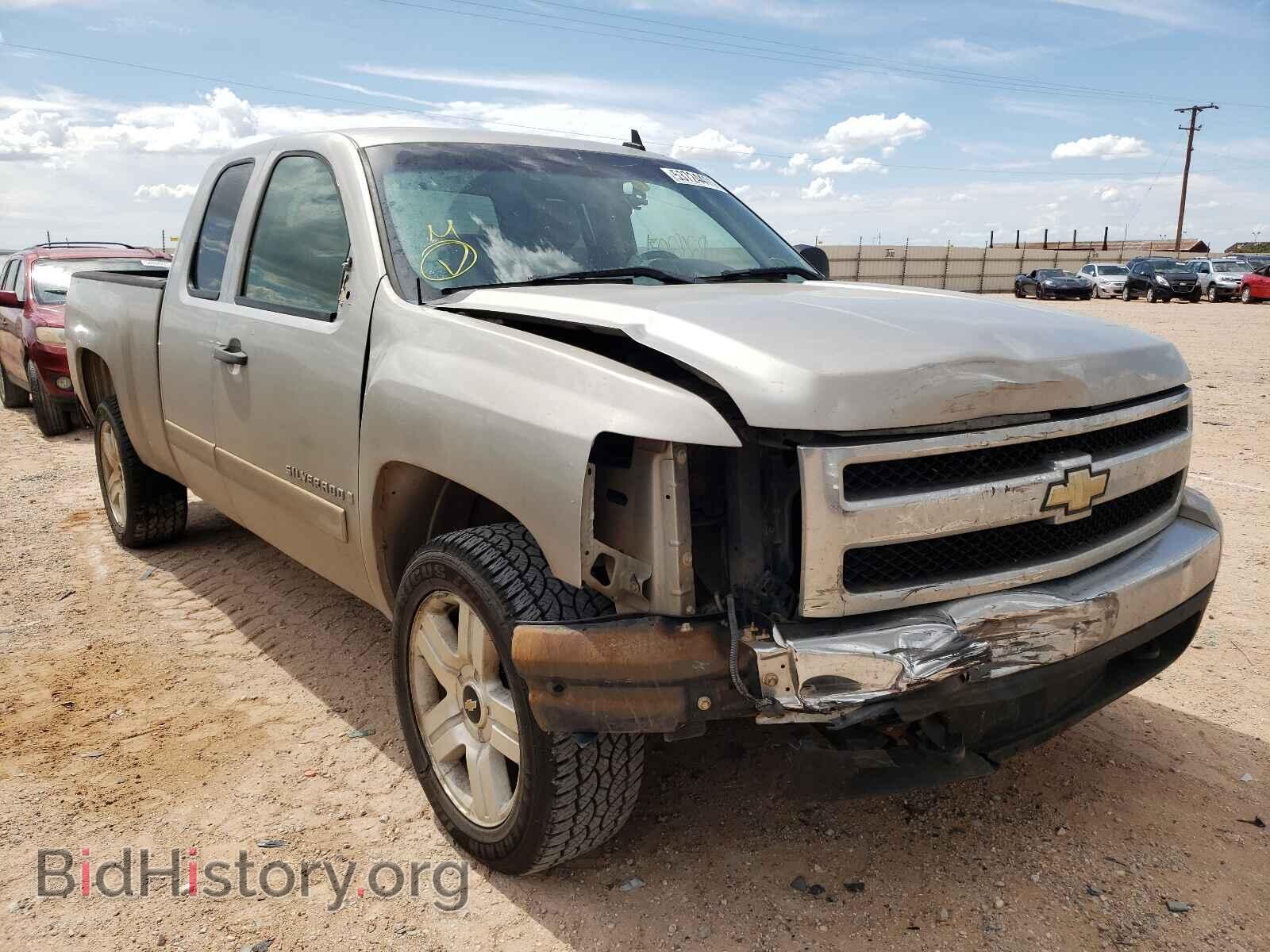 Фотография 2GCEC190171718757 - CHEVROLET SILVERADO 2007