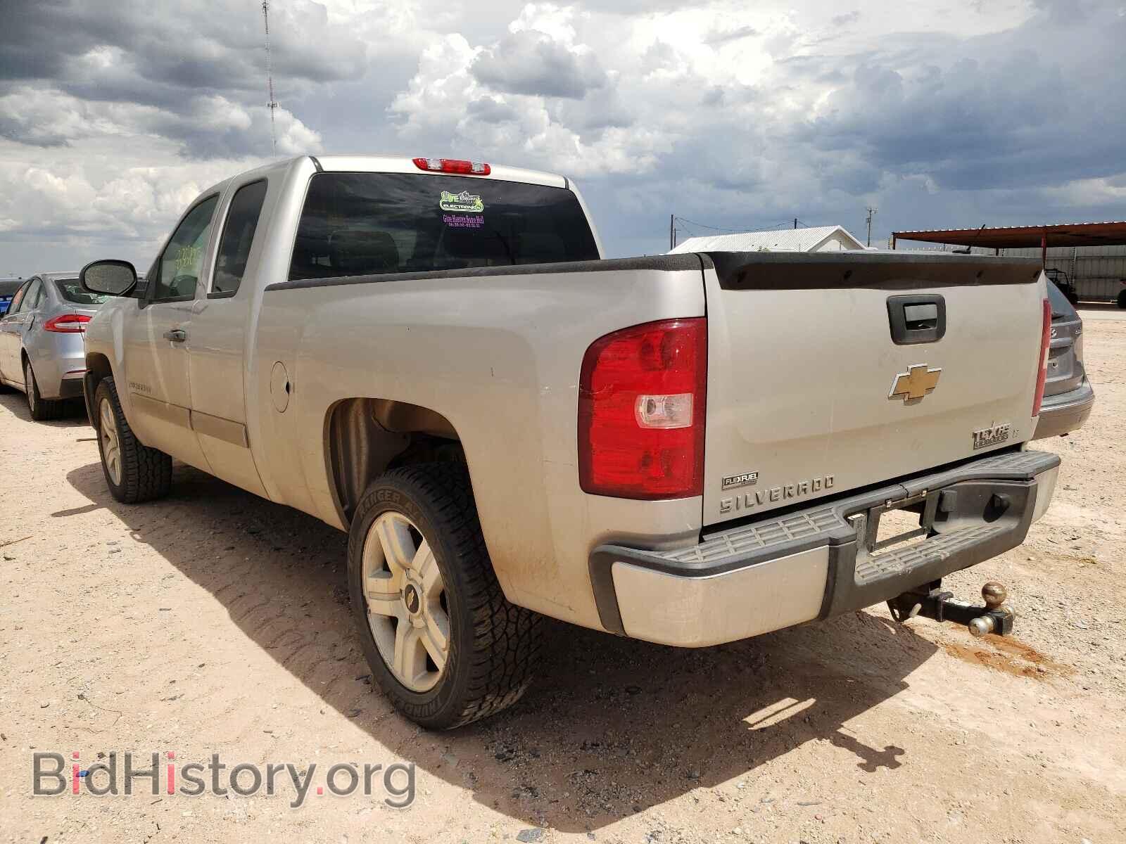 2007 CHEVROLET SILVERADO - VIN: 2GCEC190171718757 - Фото 3