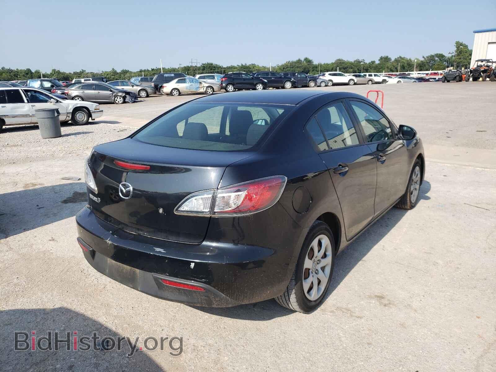 2011 MAZDA 3 - VIN: JM1BL1UF9B1451512 - Фото 4
