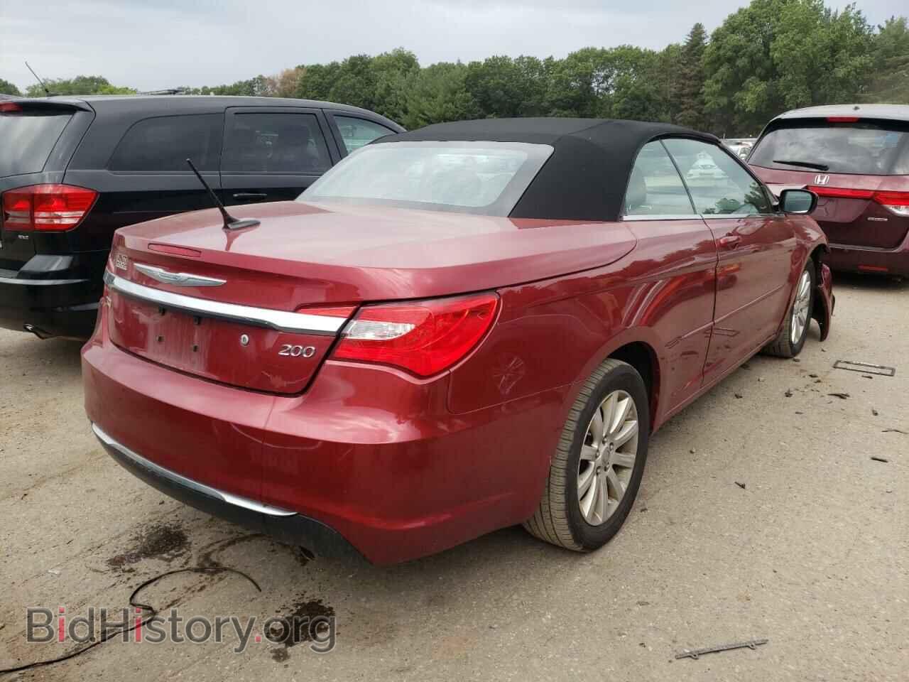 2011 CHRYSLER 200 - VIN: 1C3BC2EG1BN545667 - Фото 4