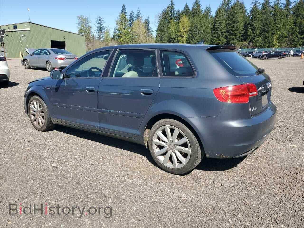 2011 AUDI A3 - VIN: WAUBJBFMXBA045601 - Фото 2