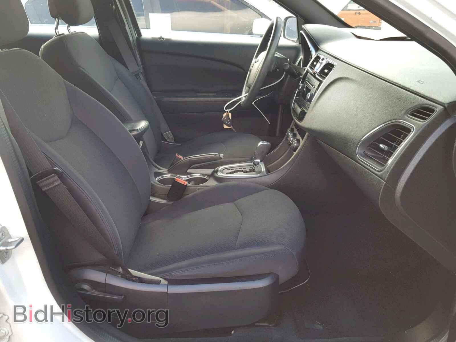 2014 CHRYSLER 200 - VIN: 1C3CCBAB7EN197361 - Фото 5