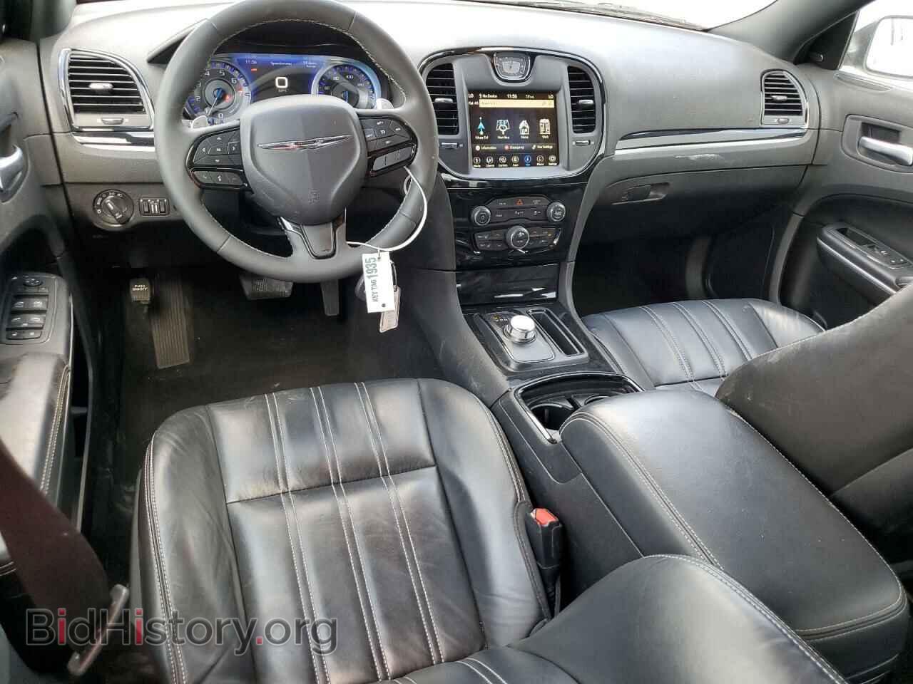 2023 CHRYSLER 300 - VIN: 2C3CCABG4PH637150 - Фото 8