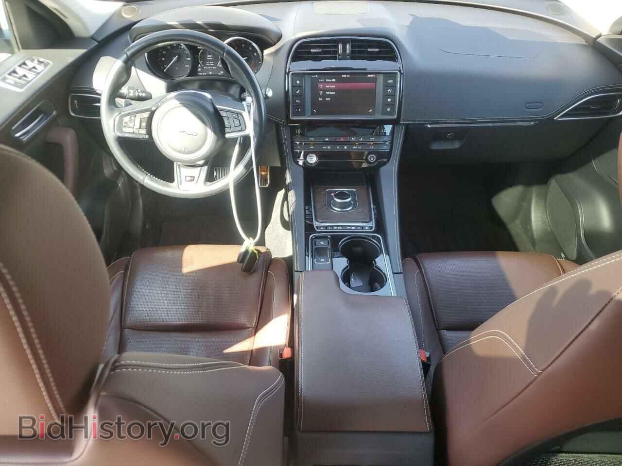 2017 JAGUAR F-PACE - VIN: SADCM2BV4HA082587 - Фото 8