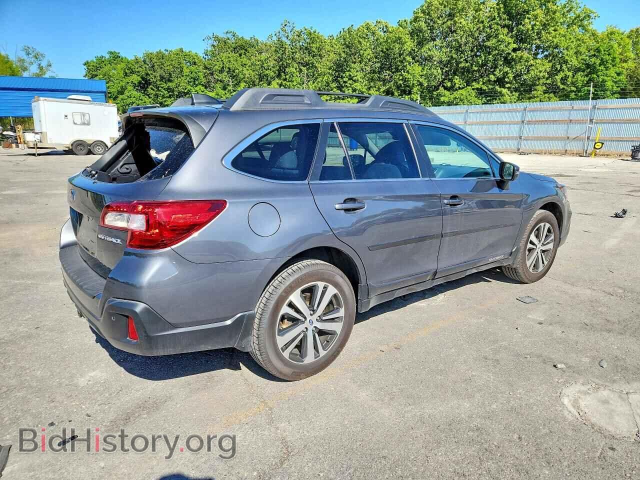 2018 SUBARU OUTBACK - VIN: 4S4BSANC9J3220423 - Фото 3