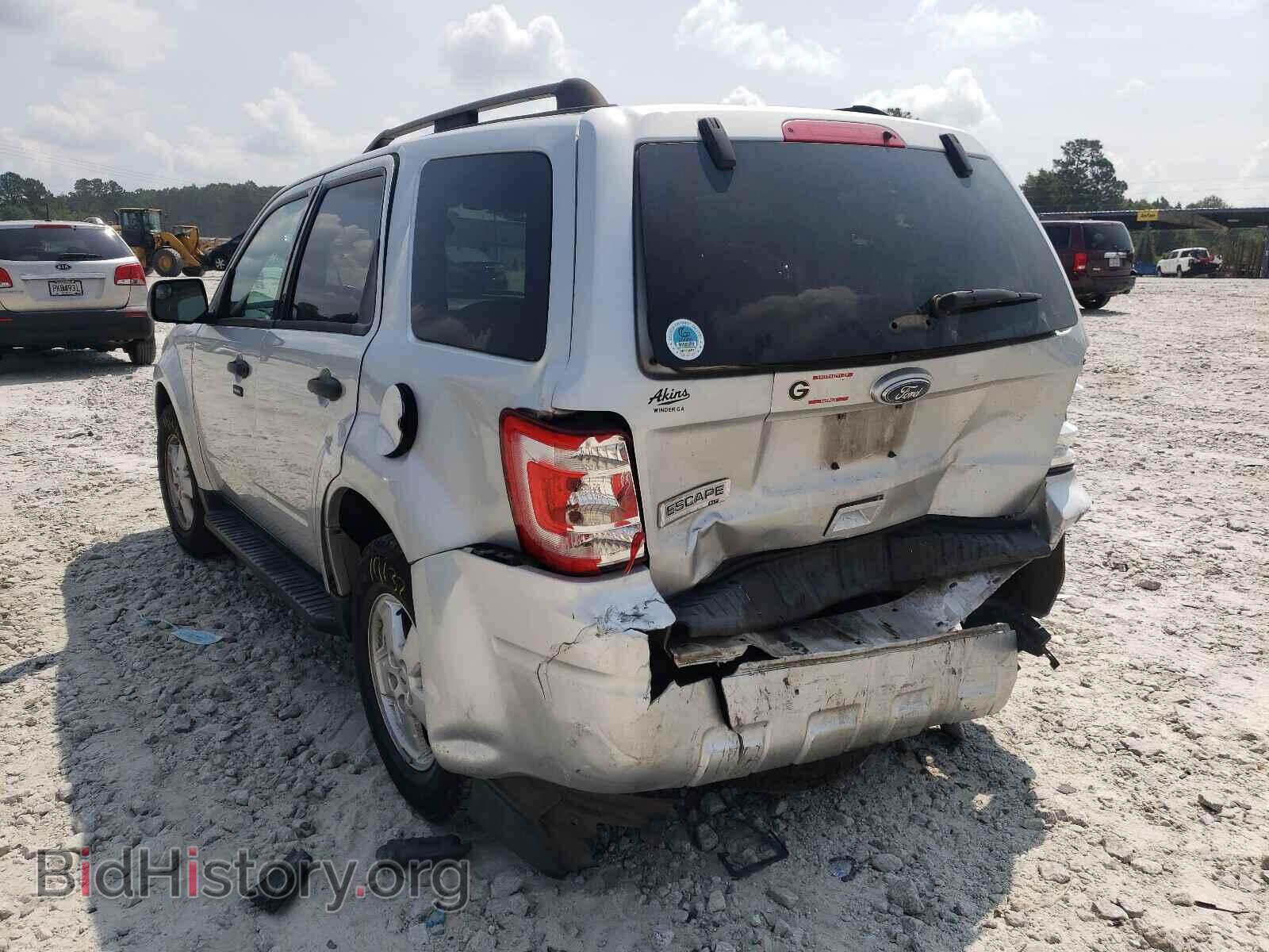 2011 FORD ESCAPE - VIN: 1FMCU0D75BKA87616 - Фото 3