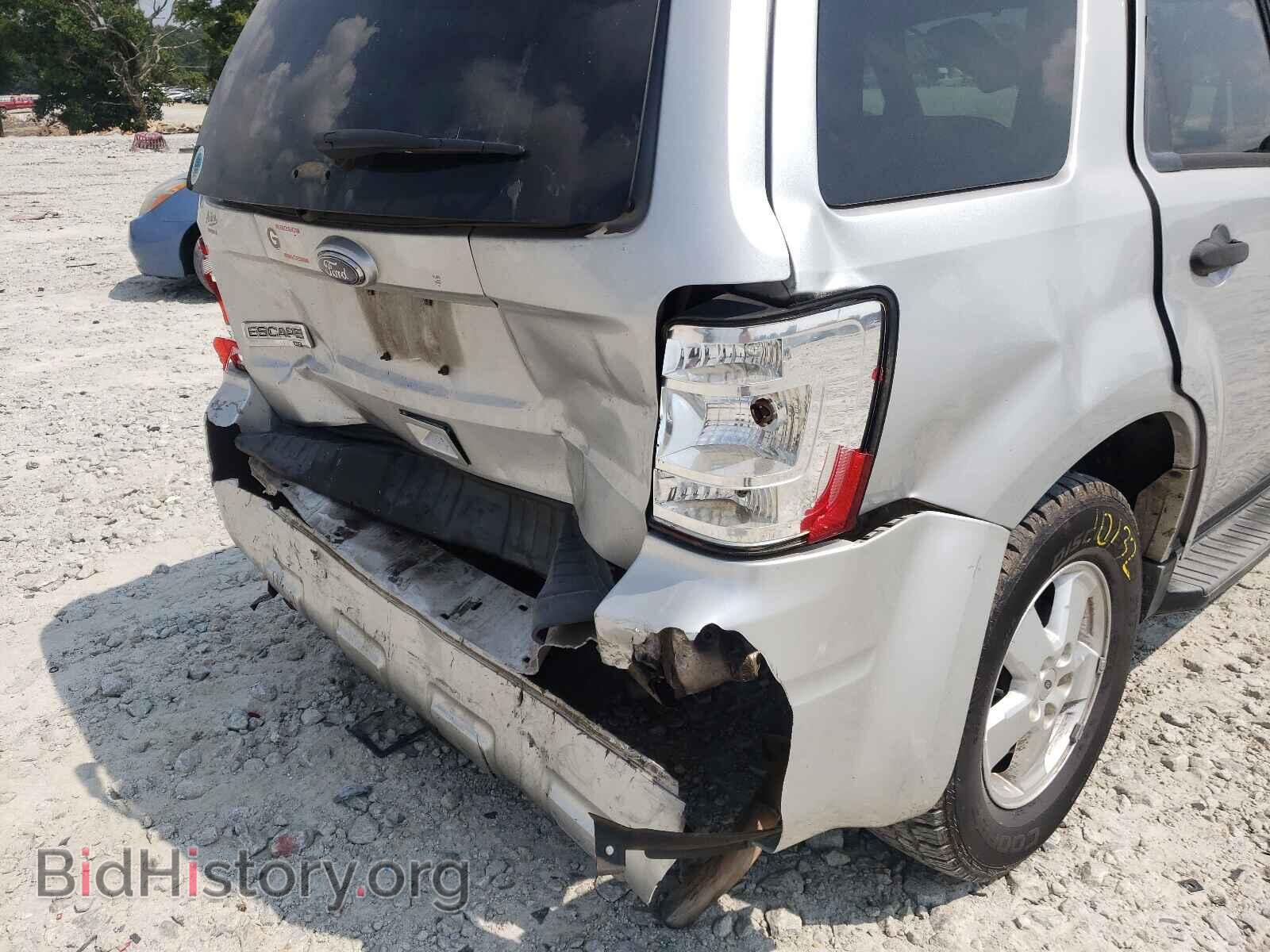 2011 FORD ESCAPE - VIN: 1FMCU0D75BKA87616 - Фото 9