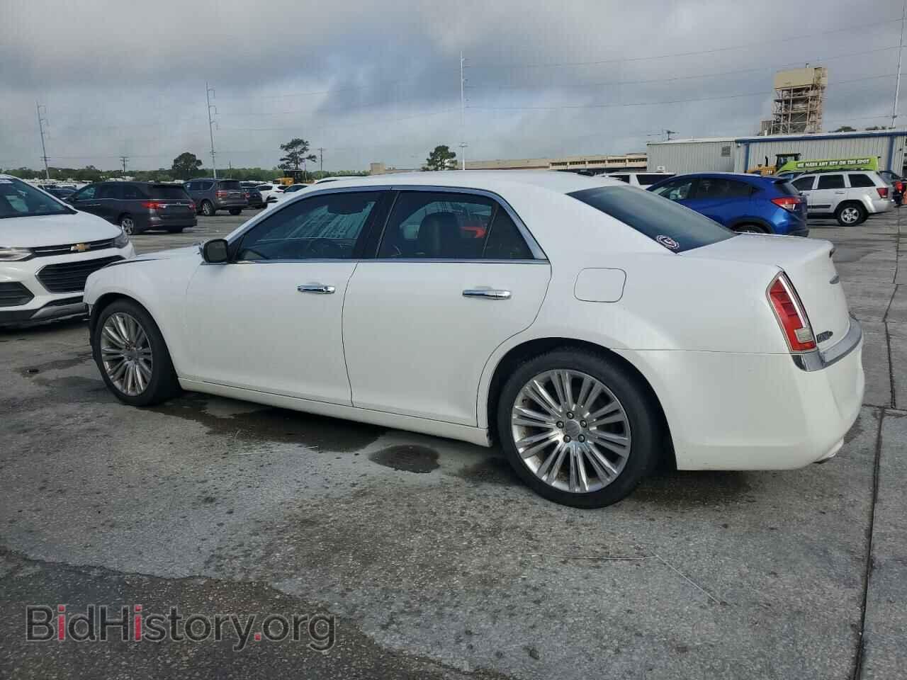 2013 CHRYSLER 300 - VIN: 2C3CCAET9DH713384 - Фото 2