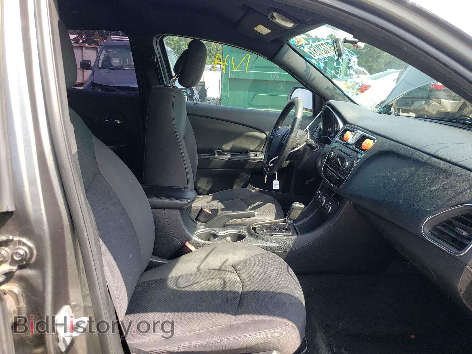 2012 CHRYSLER 200 - VIN: 1C3CCBAB1CN208514 - Фото 5