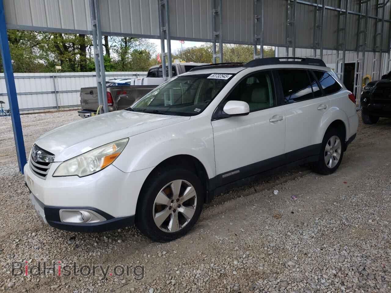 Photo 4S4BRDKC5B2321158 - SUBARU OUTBACK 2011