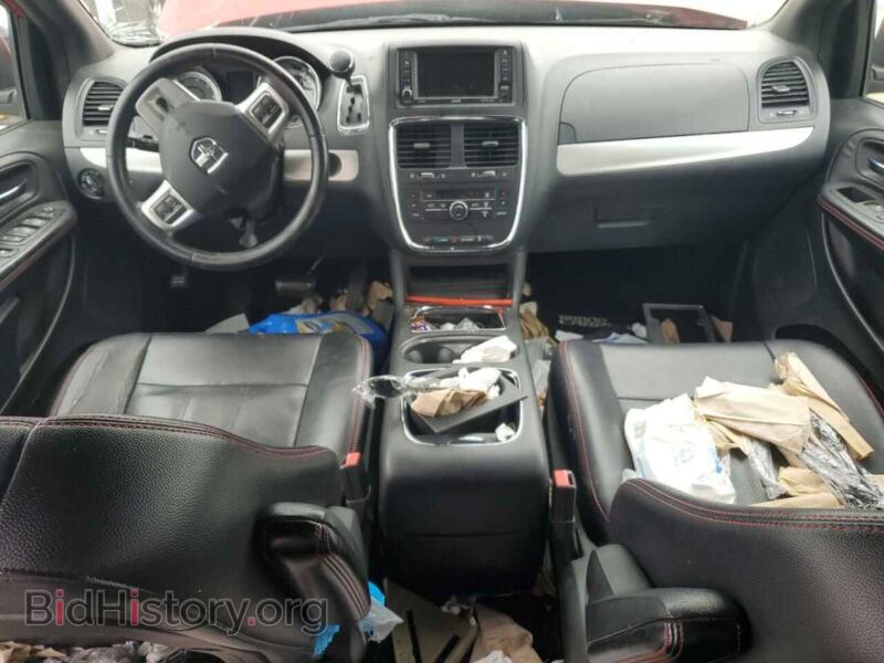 2015 Dodge CARAVAN (VIN 2C4RDGEGXFR641164) — photo 8 of 13