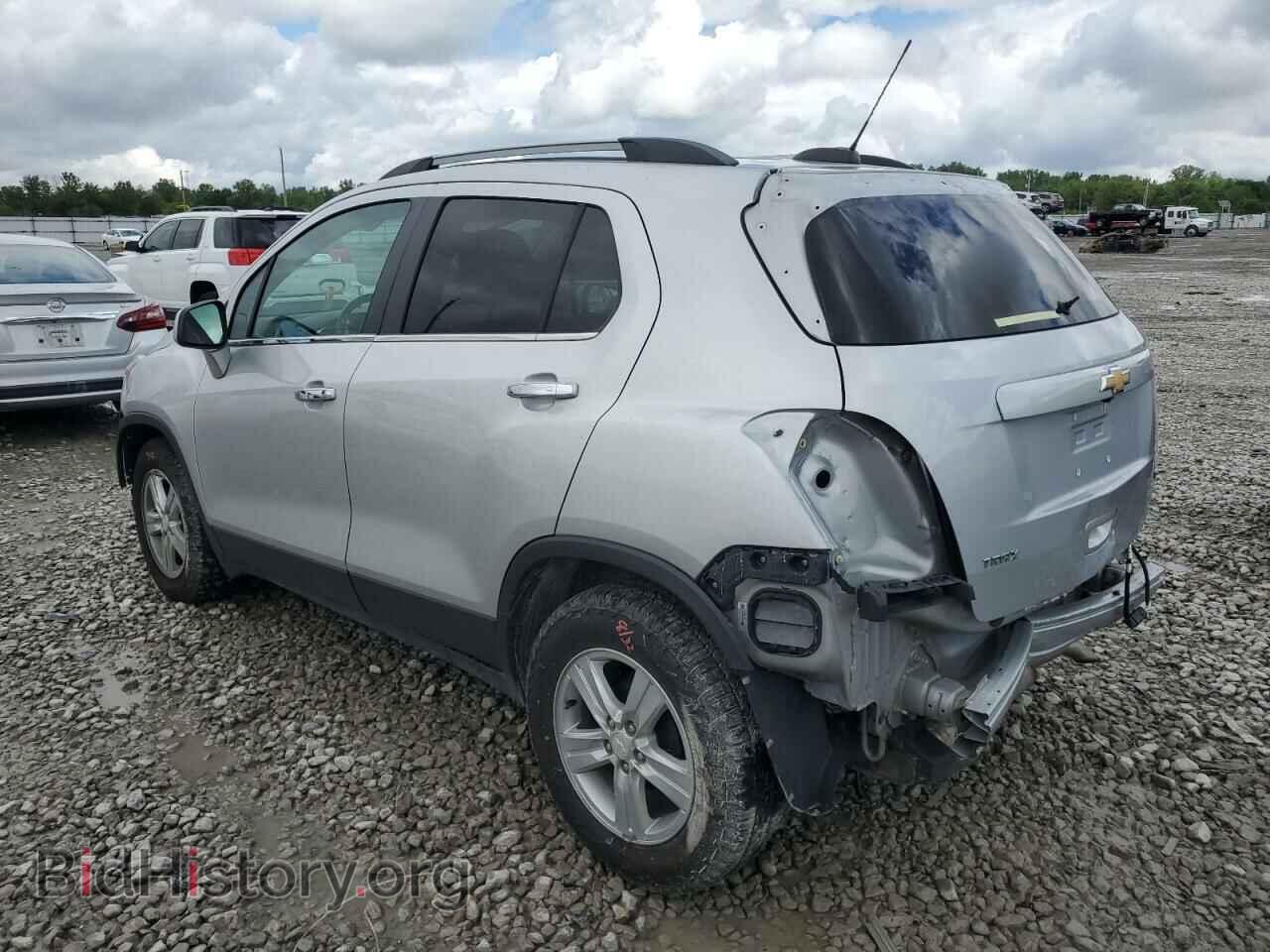 2018 CHEVROLET TRAX - VIN: 3GNCJLSB9JL174915 - Фото 2
