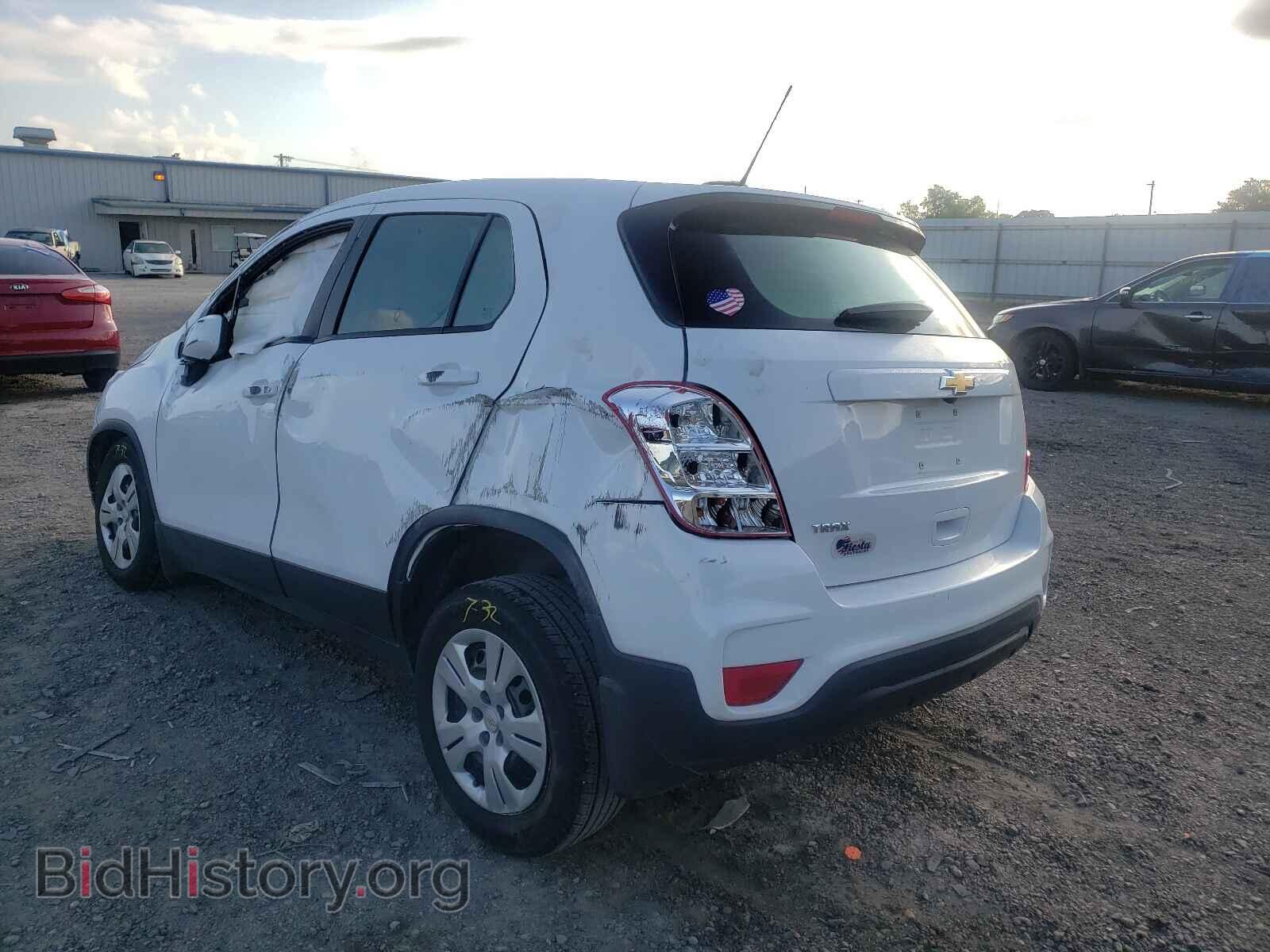 2018 CHEVROLET TRAX - VIN: 3GNCJKSB3JL200872 - Фото 3