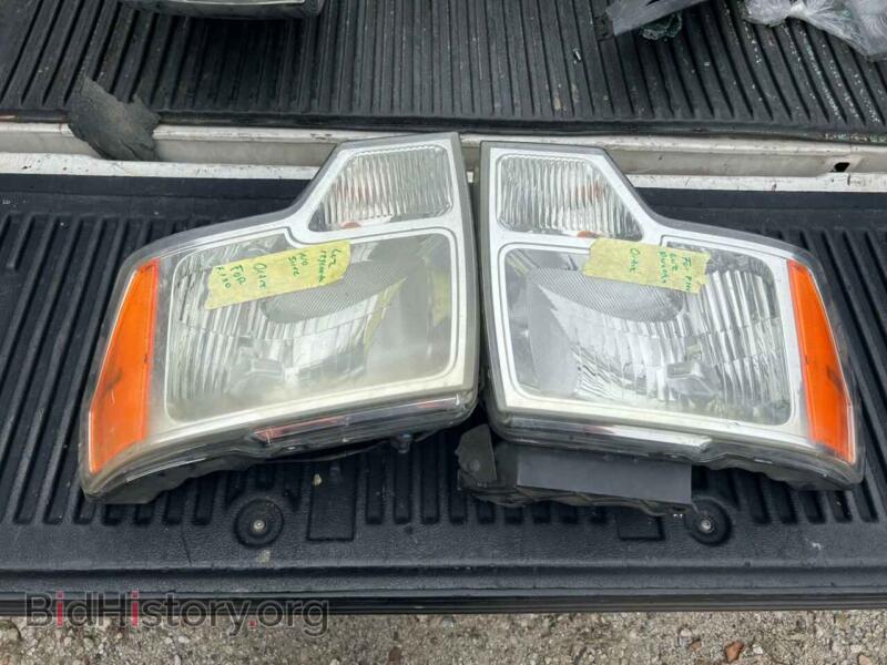 2014 Ford ALL MODELS (VIN 1FTMF1CM8EKE32707) — photo 10 of 14