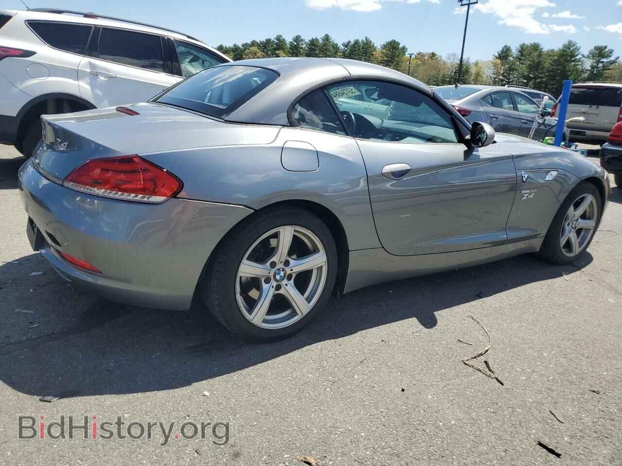 2010 BMW Z4 - VIN: WBALM5C5XAE377247 - Фото 3