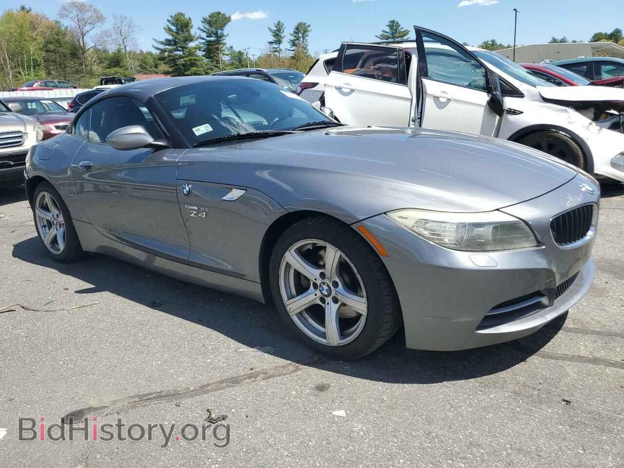 2010 BMW Z4 - VIN: WBALM5C5XAE377247 - Фото 4