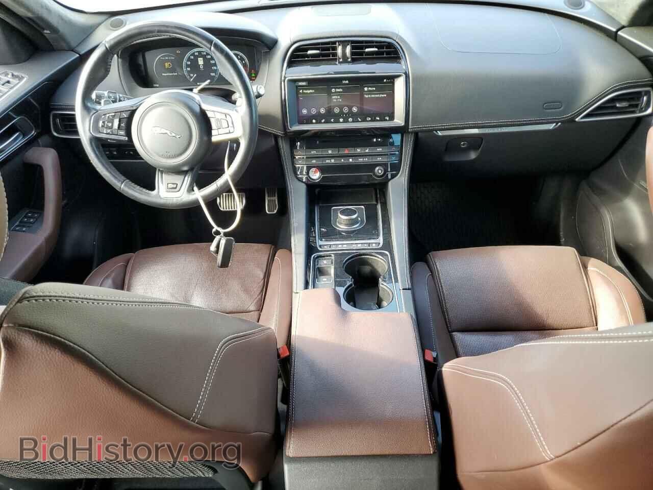 2017 JAGUAR F-PACE - VIN: SADCM2BV3HA497710 - Фото 8