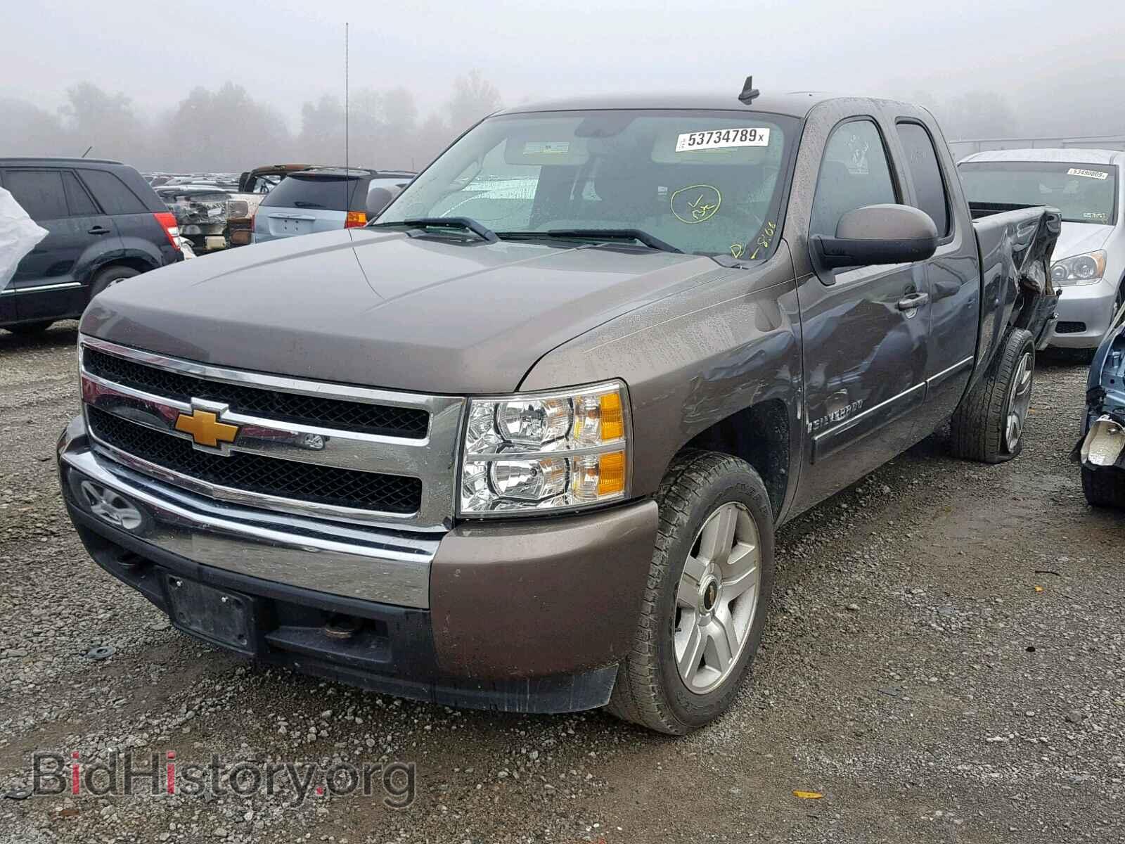 2008 CHEVROLET SILVERADO - VIN: 1GCEC190X8Z244820 - Фото 2