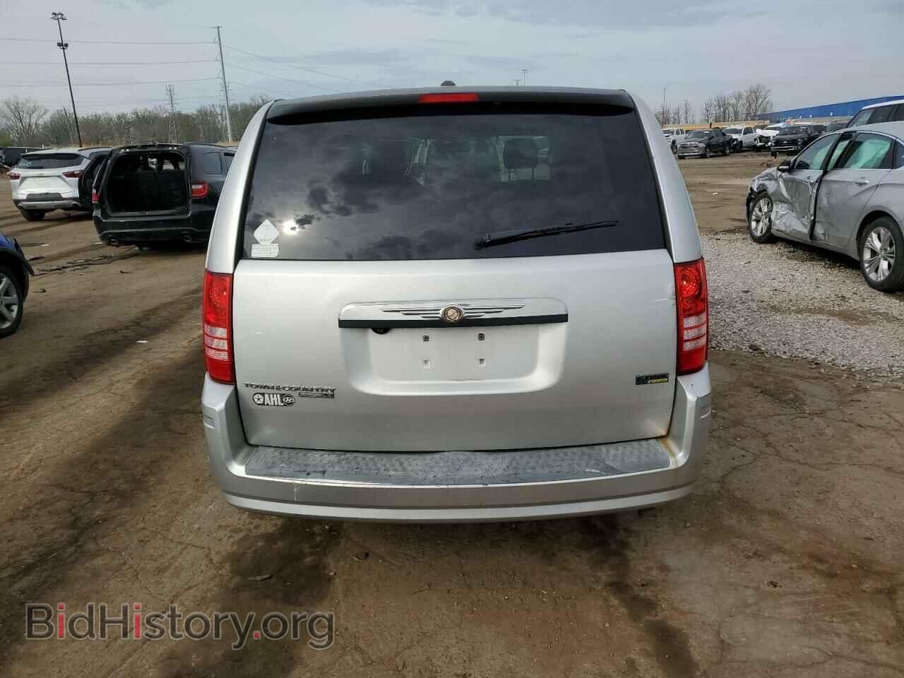 2008 CHRYSLER MINIVAN - VIN: 2A8HR44H88R799603 - Photo 6