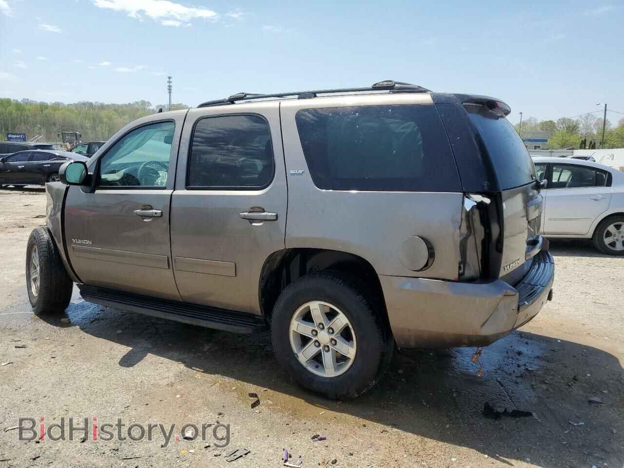 2013 GMC YUKON - VIN: 1GKS2CE03DR274067 - Photo 2