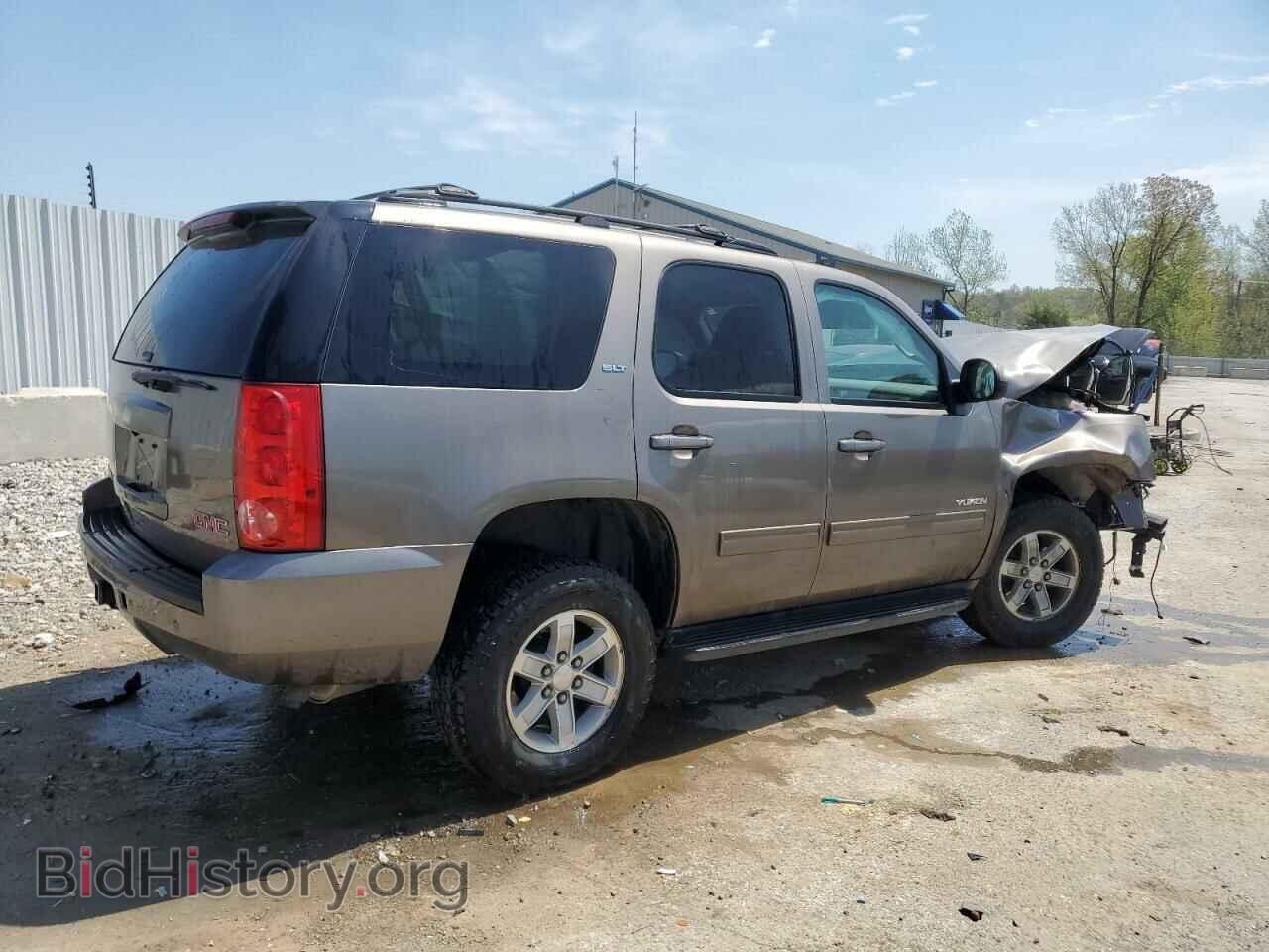 2013 GMC YUKON - VIN: 1GKS2CE03DR274067 - Photo 3