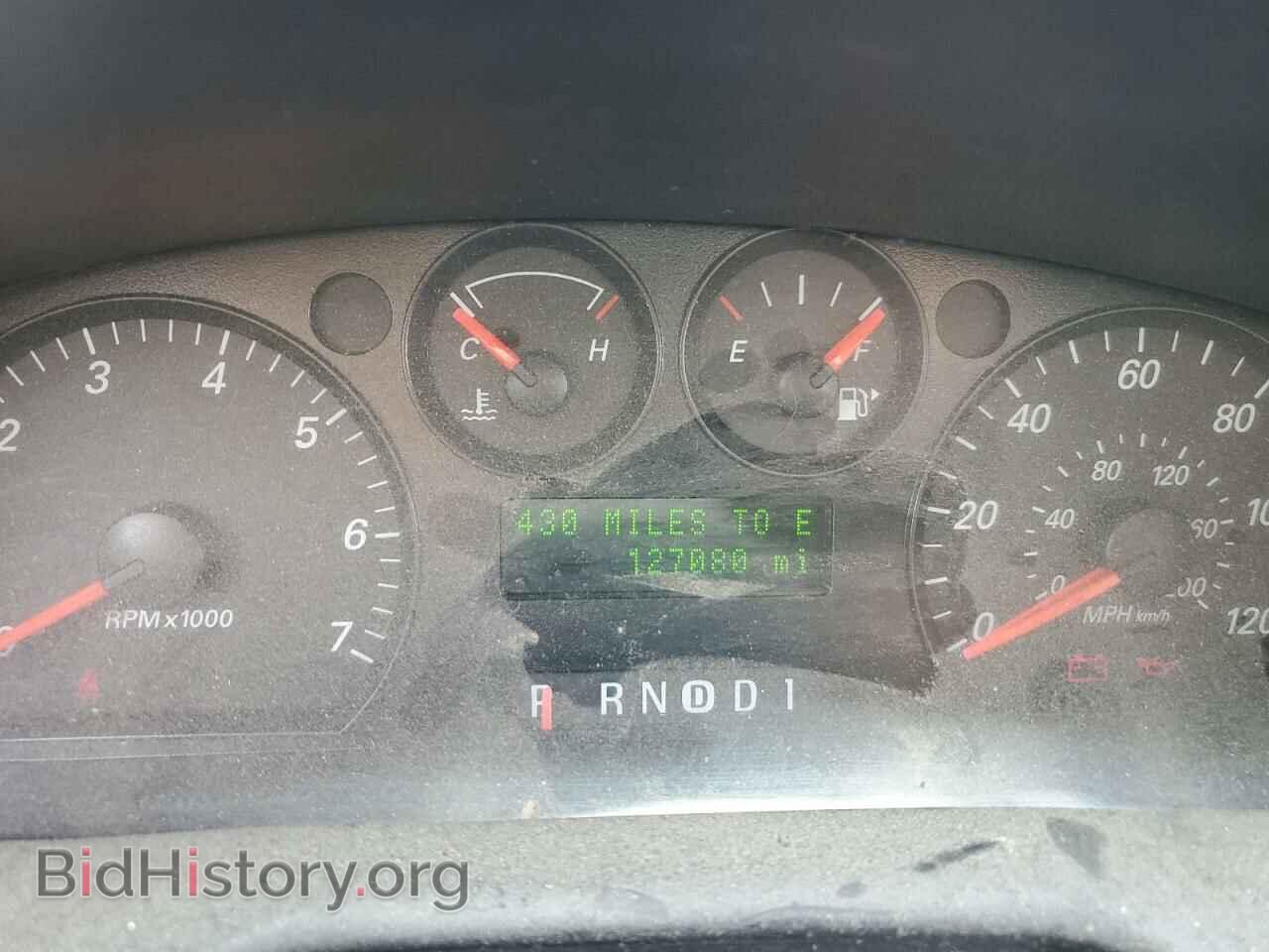 2007 FORD TAURUS - VIN: 1FAHP53U17A213768 - Фото 9