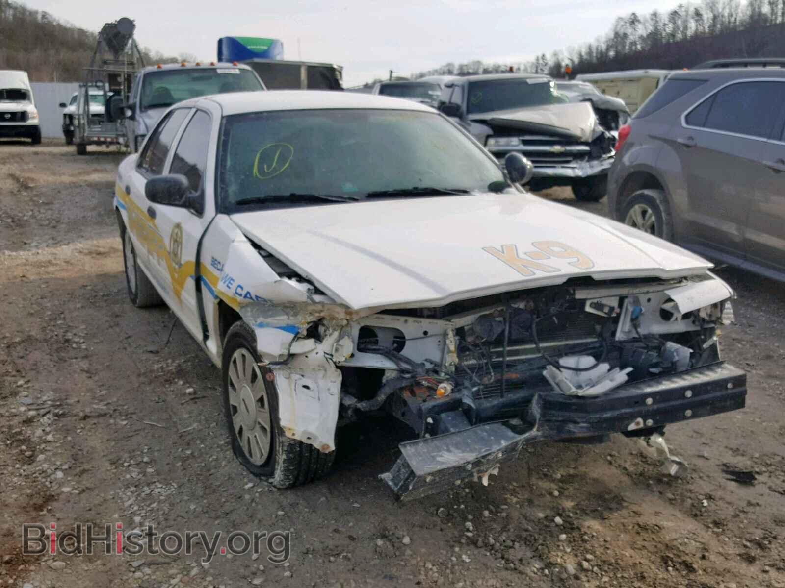 Photo 2FABP7BV9BX166629 - FORD CROWN VIC 2011