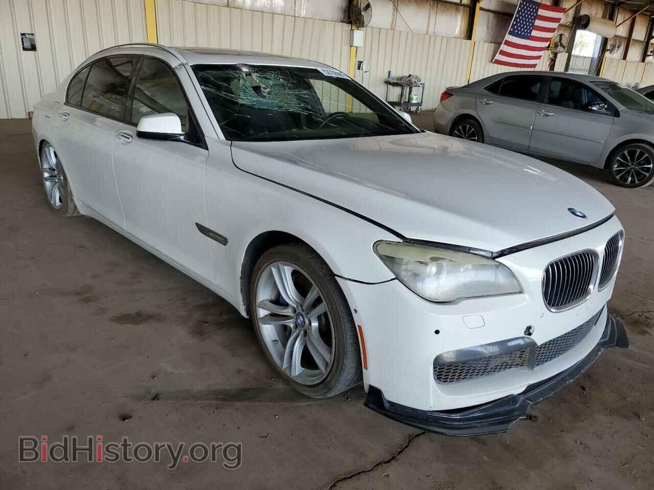 2012 BMW 7 SERIES - VIN: WBAKB8C59CC852419 - Фото 4