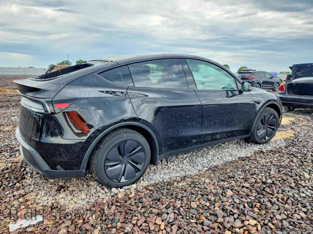 2026 TESLA MODEL Y - VIN: 7SAYGDED6TF608888 - Фото 3